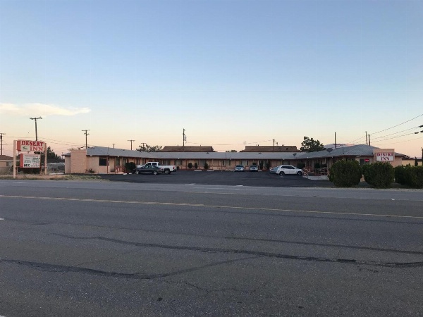 Desert Inn image 10
