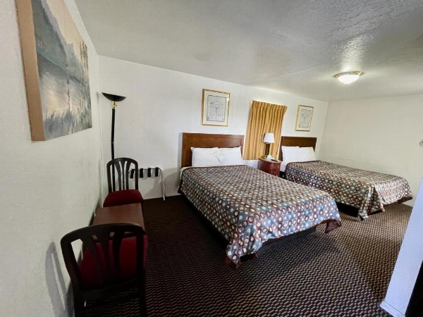 Desert Inn image 24