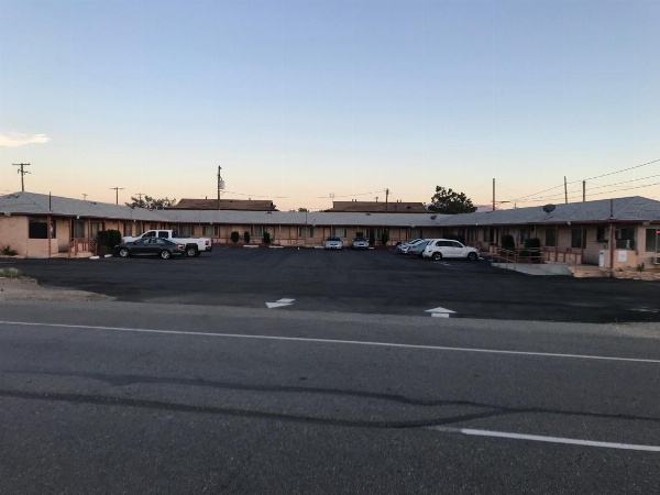 Desert Inn image 9